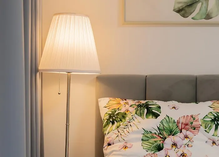 Lägenhet Flora - Z Aneksem I Klimatyzacja, Basen Netflix *