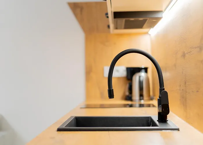 Flora - Z Aneksem I Klimatyzacja, Basen Netflix