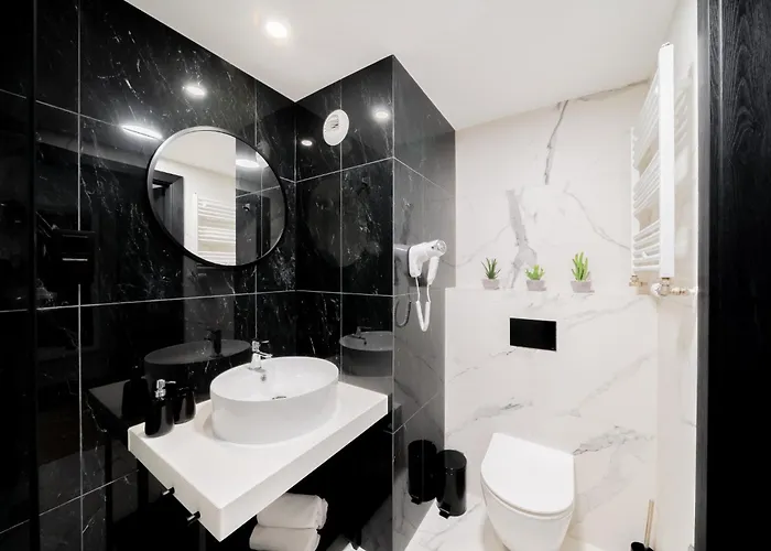 Lägenhet Flora - Z Aneksem I Klimatyzacja, Basen Netflix *