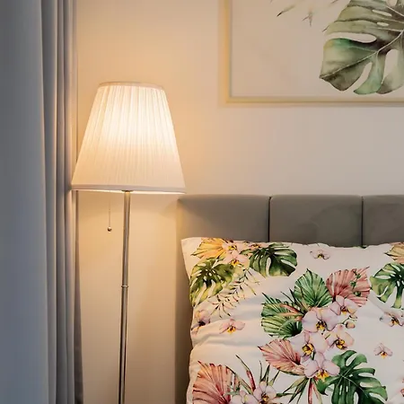 Apartmán Flora - Z Aneksem I Klimatyzacja, Basen Netflix *