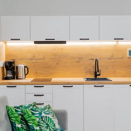 Апартаменты Flora - Z Aneksem I Klimatyzacja, Basen Netflix